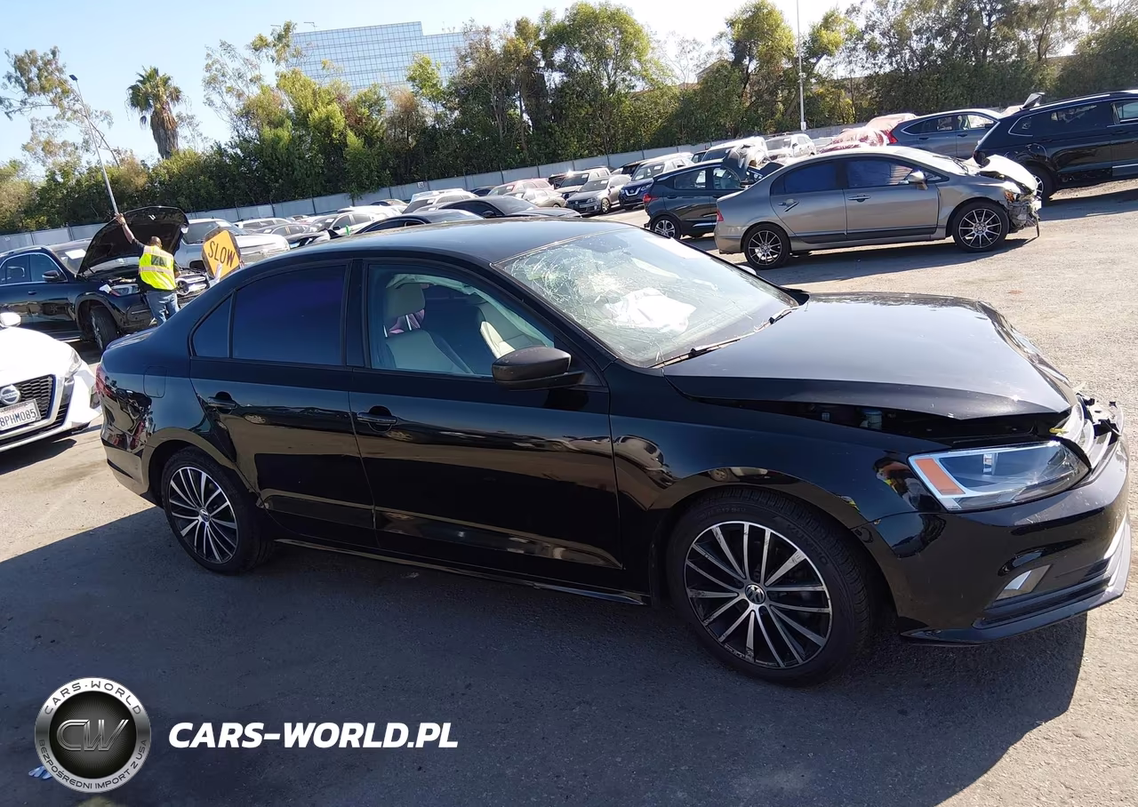 2016 Volkswagen Jetta 1.8T Sport VIN:3VWD17AJ8GM248452 - 13