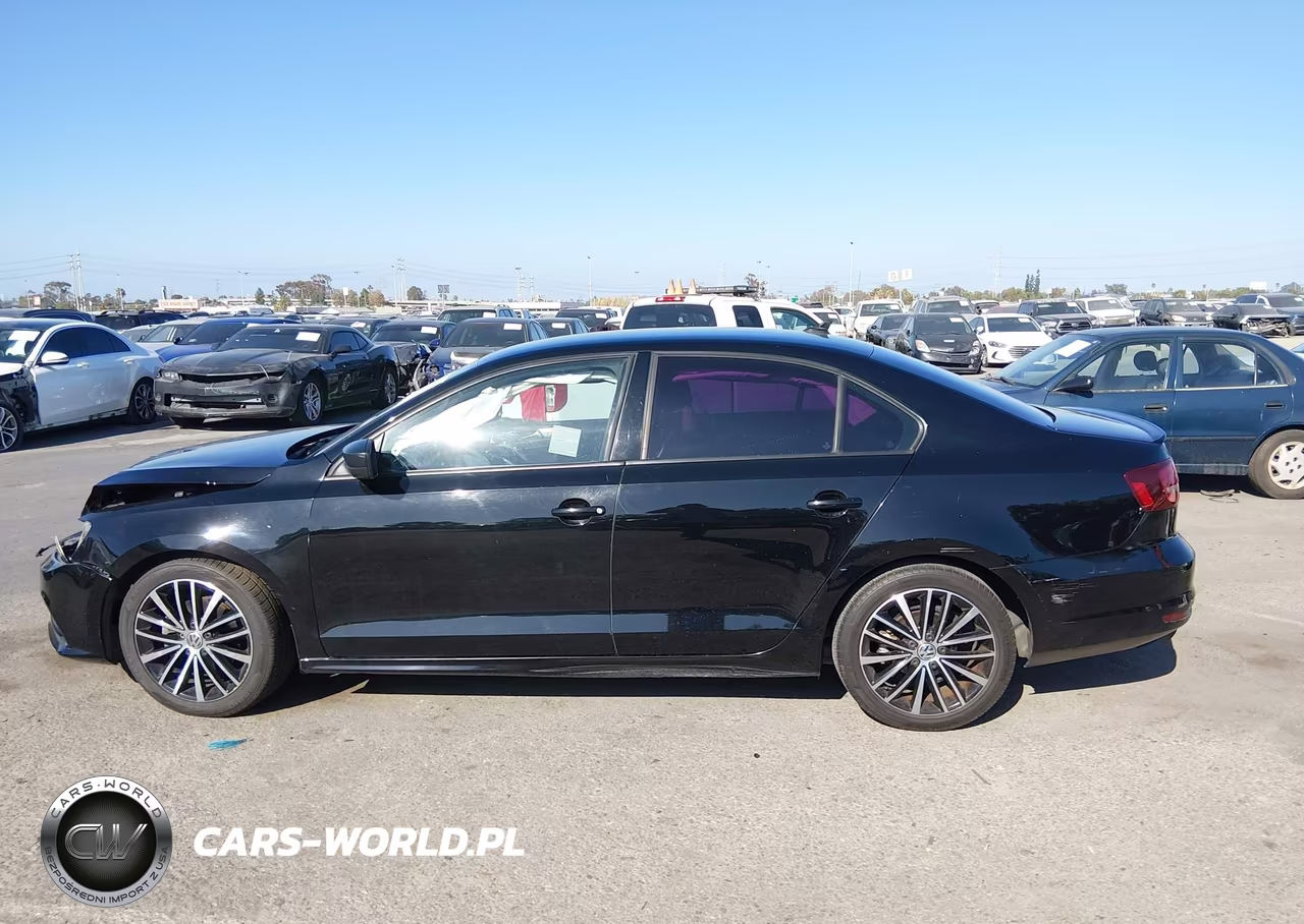 2016 Volkswagen Jetta 1.8T Sport VIN:3VWD17AJ8GM248452 - 14
