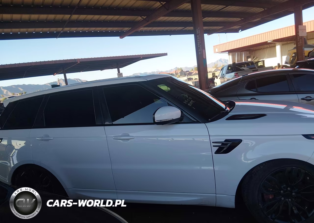 2018 Land Rover Range Rover Sport Supercharged-Supercharged Dynamic VIN:SALWR2RE8JA182948 - 13