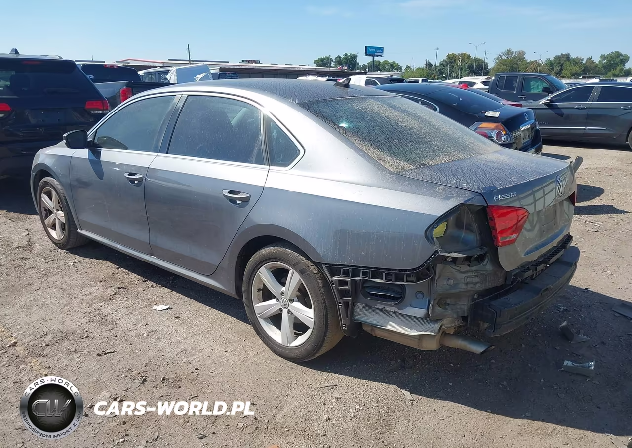 2015 Volkswagen Passat 1.8T Limited Edition VIN:1VWAS7A36FC089934 - 3