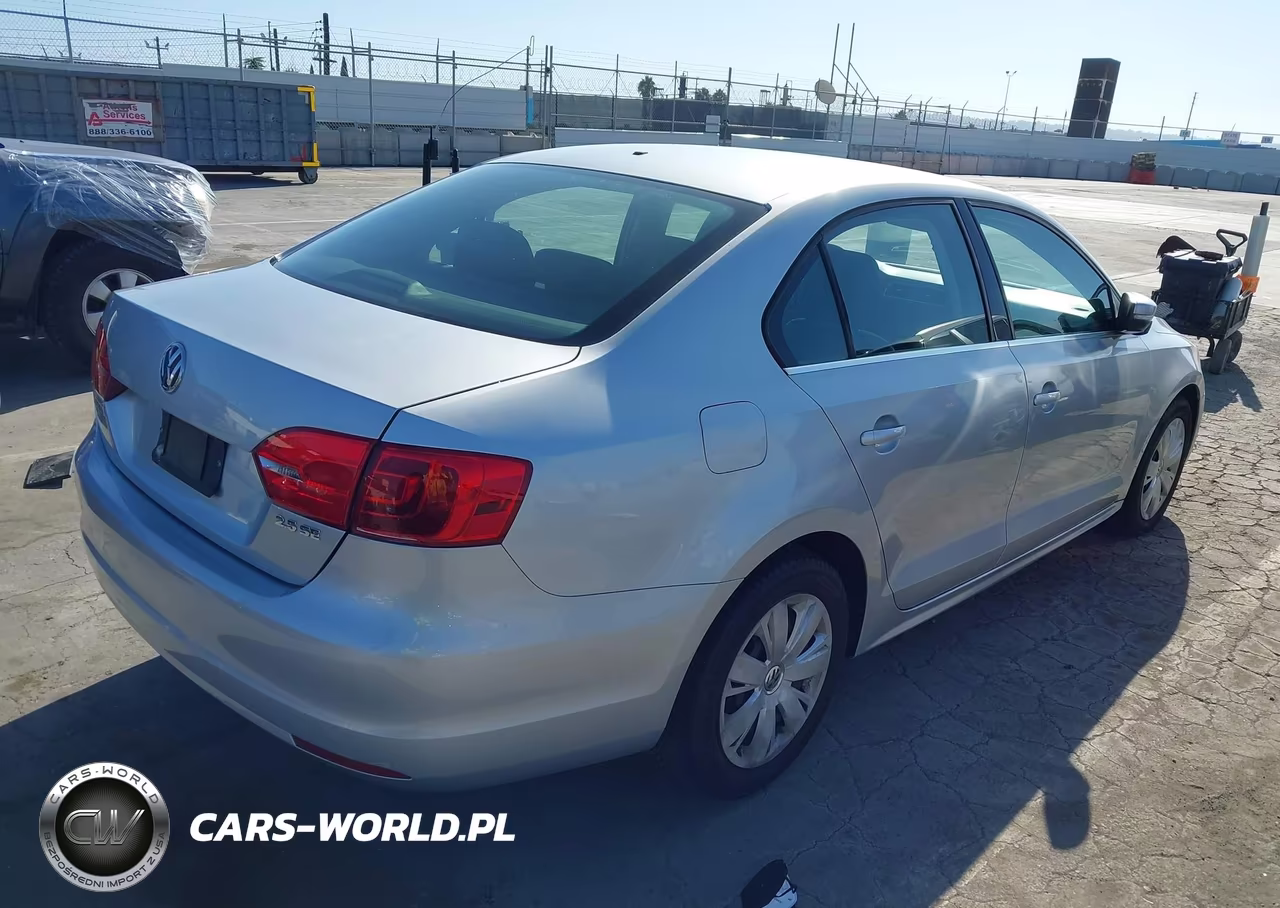 2013 Volkswagen Jetta 2.5L Se VIN:3VWDP7AJ3DM420803 - 4