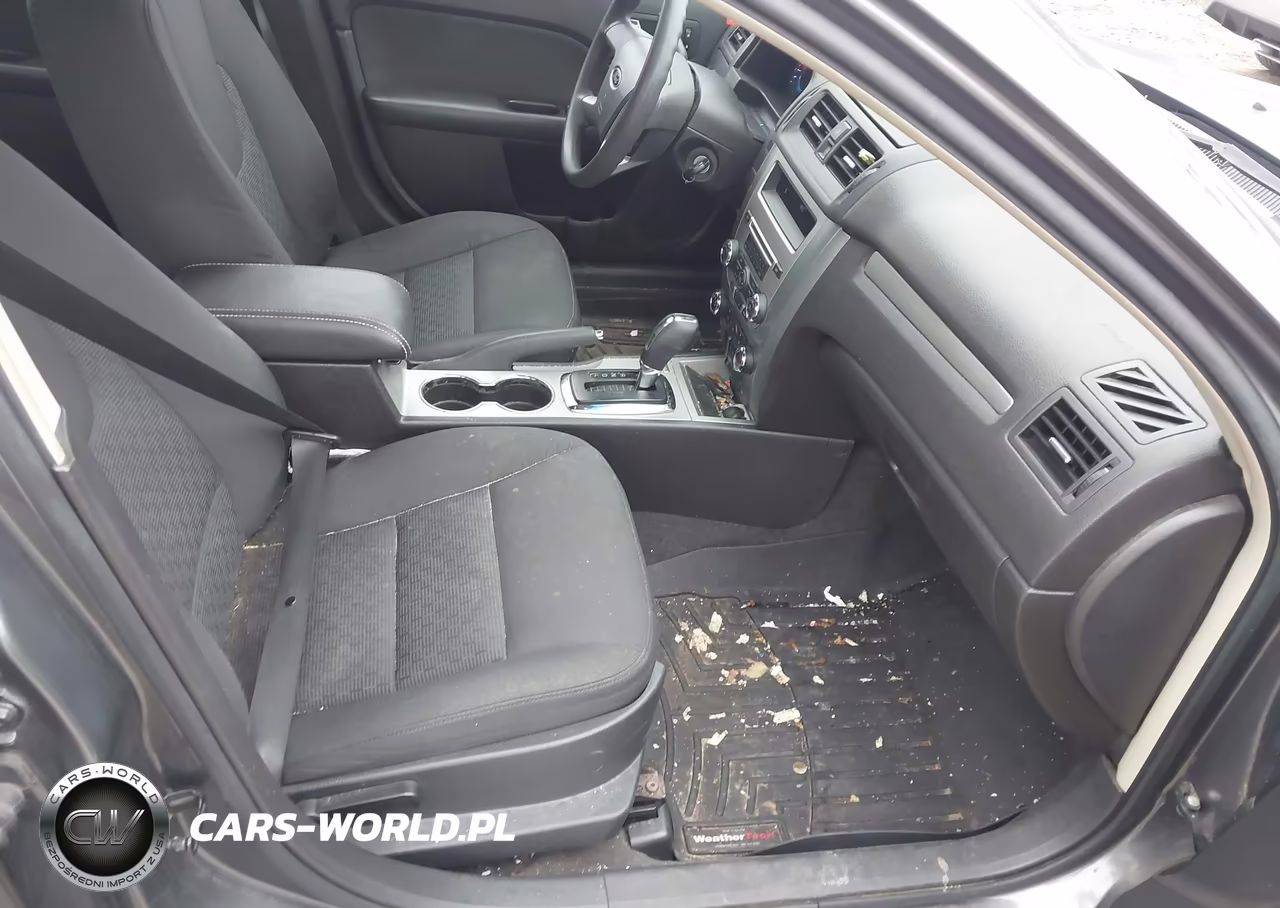 2011 Ford Fusion Se VIN:3FAHP0HA7BR136632 - 5