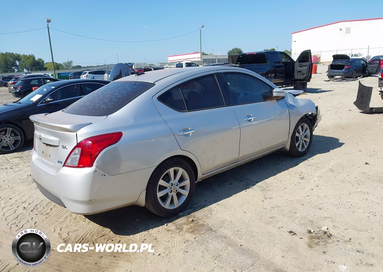 2015 Nissan Versa 1.6 Sl VIN:3N1CN7AP2FL919466 - 4
