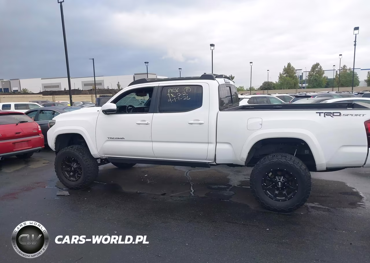 2018 Toyota Tacoma Trd Sport VIN:3TMBZ5DN8JM016317 - 14