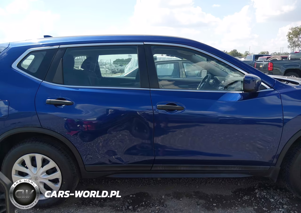2019 Nissan Rogue S VIN:5N1AT2MT7KC717214 - 13