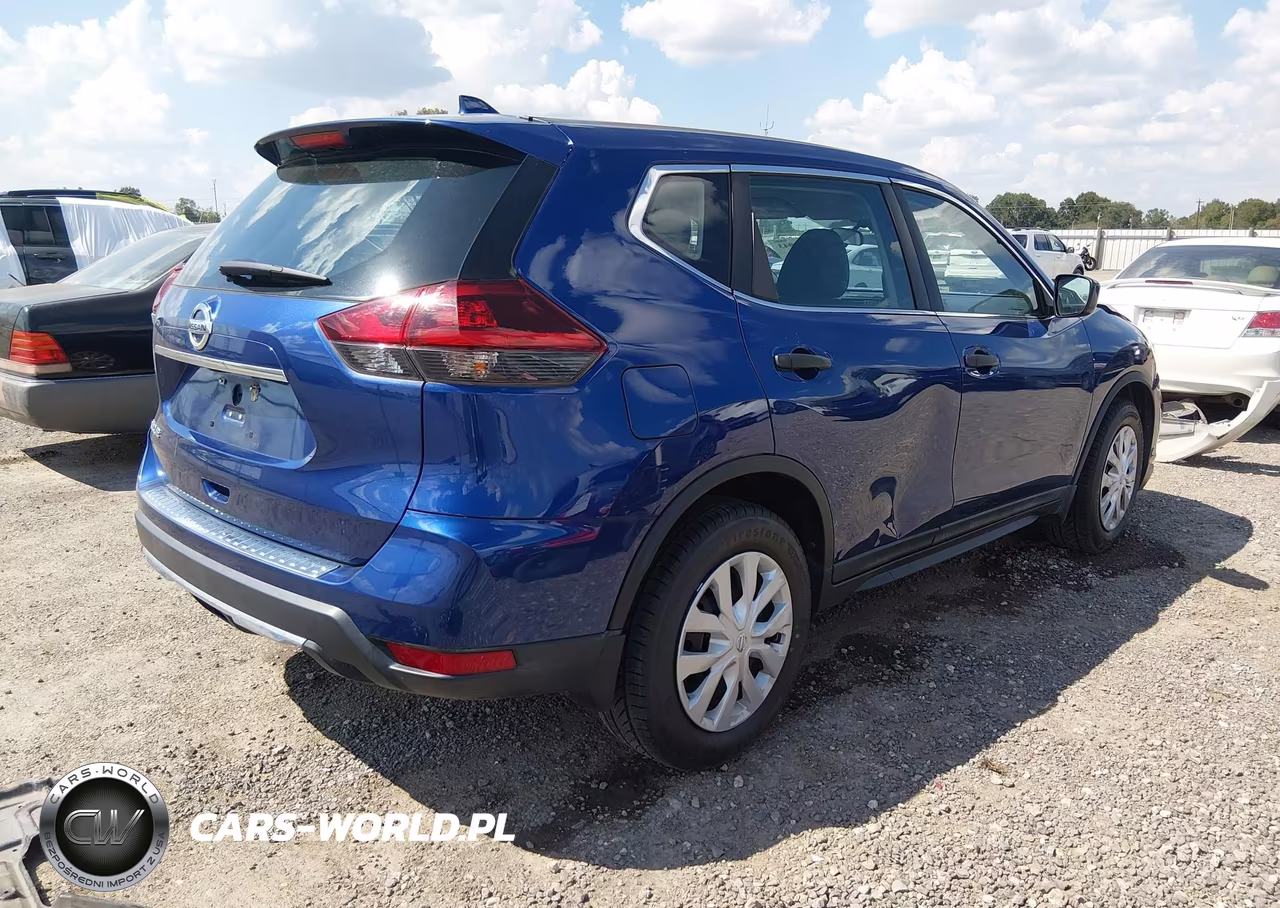 2019 Nissan Rogue S VIN:5N1AT2MT7KC717214 - 4