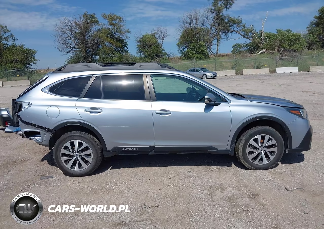 2020 Subaru Outback Premium VIN:4S4BTACC4L3227766 - 14