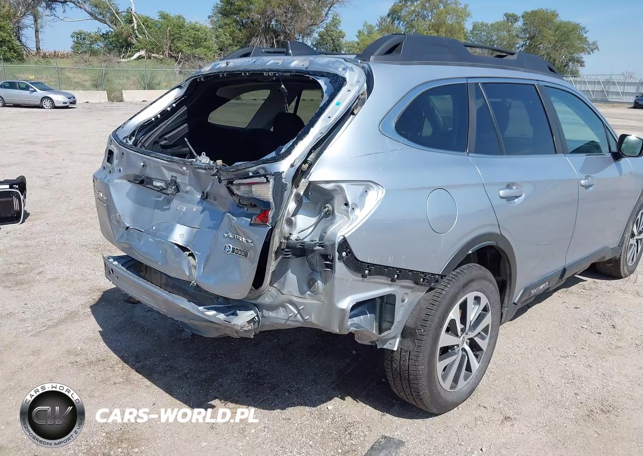 2020 Subaru Outback Premium VIN:4S4BTACC4L3227766 - 18