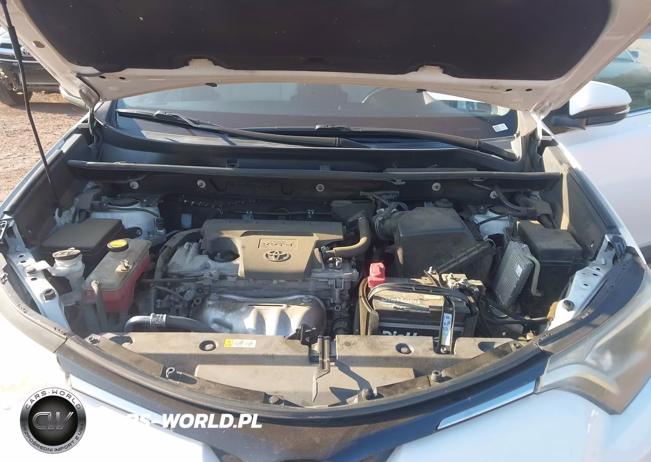 2018 Toyota Rav4 Xle VIN:2T3WFREV2JW513569 - 10
