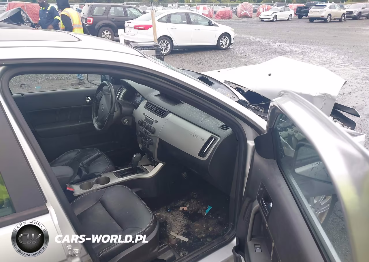 2011 Ford Focus Sel VIN:1FAHP3HN1BW200620 - 5