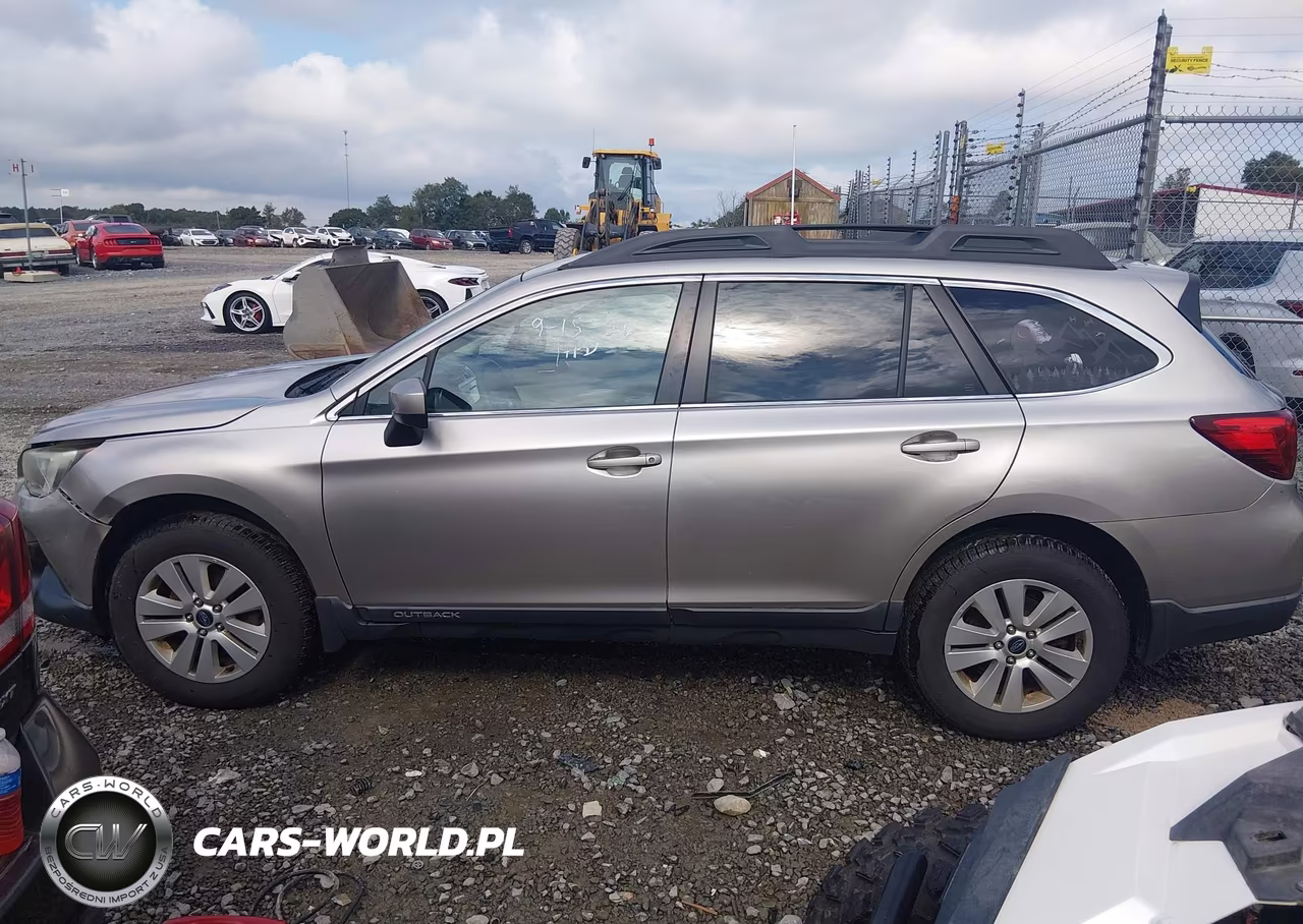 2016 Subaru Outback 2.5I Premium VIN:4S4BSACC2G3338826 - 14