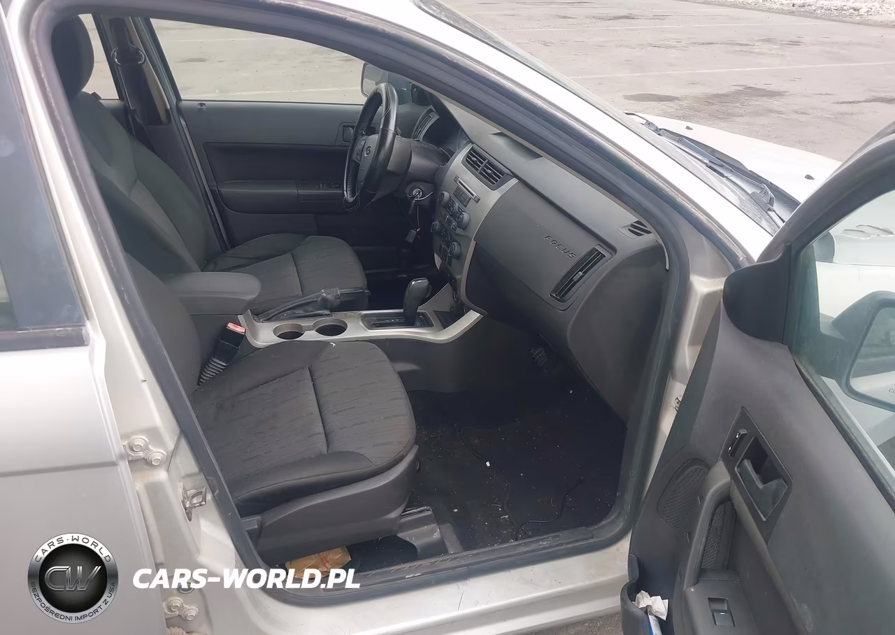 2009 Ford Focus Se VIN:1FAHP35N79W104618 - 5