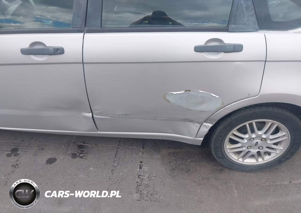 2009 Ford Focus Se VIN:1FAHP35N79W104618 - 6