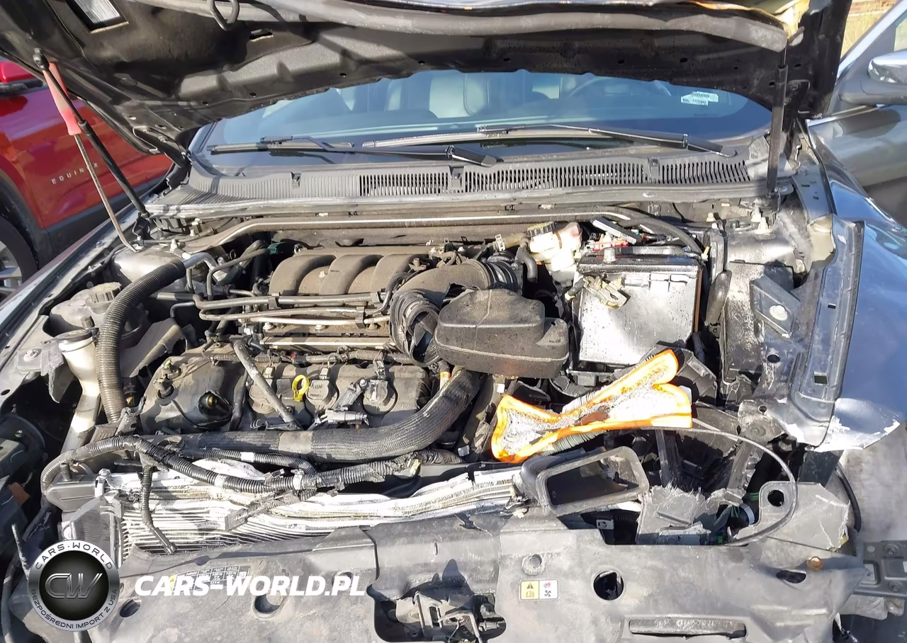 2018 Ford Taurus Limited VIN:1FAHP2J84JG128982 - 10