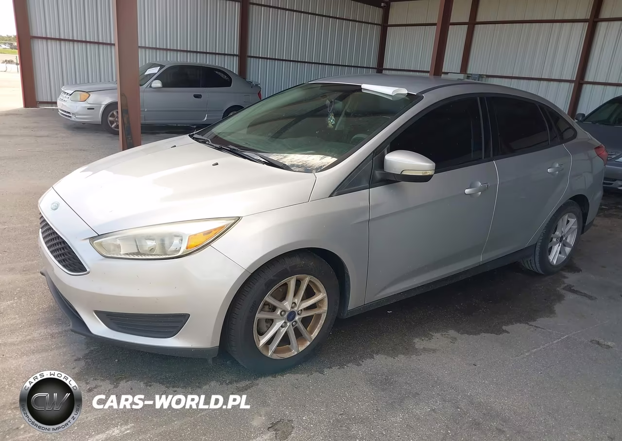 2017 Ford Focus Se VIN:1FADP3F23HL345997 - 2