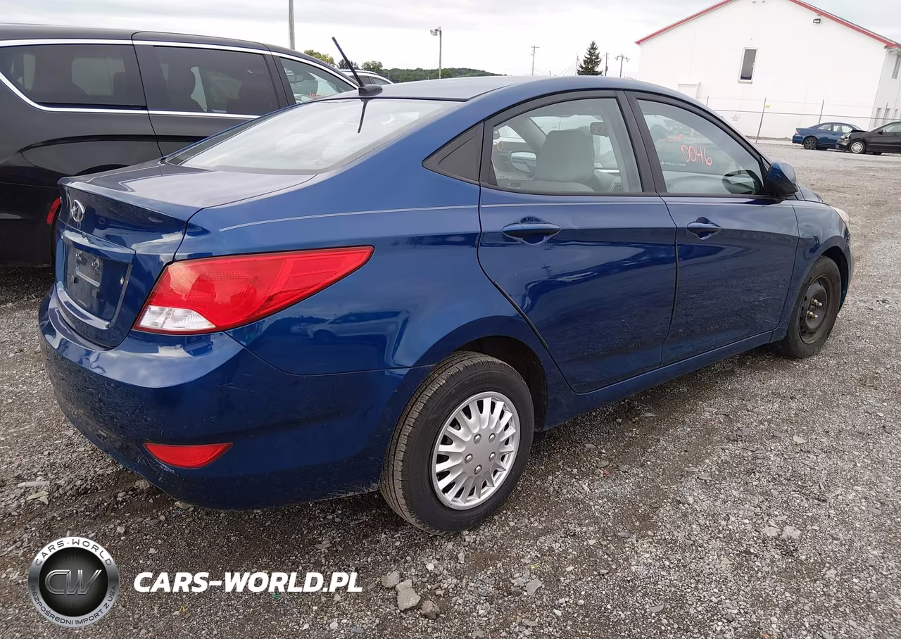 2017 Hyundai Accent Se VIN:KMHCT4AE5HU310604 - 4