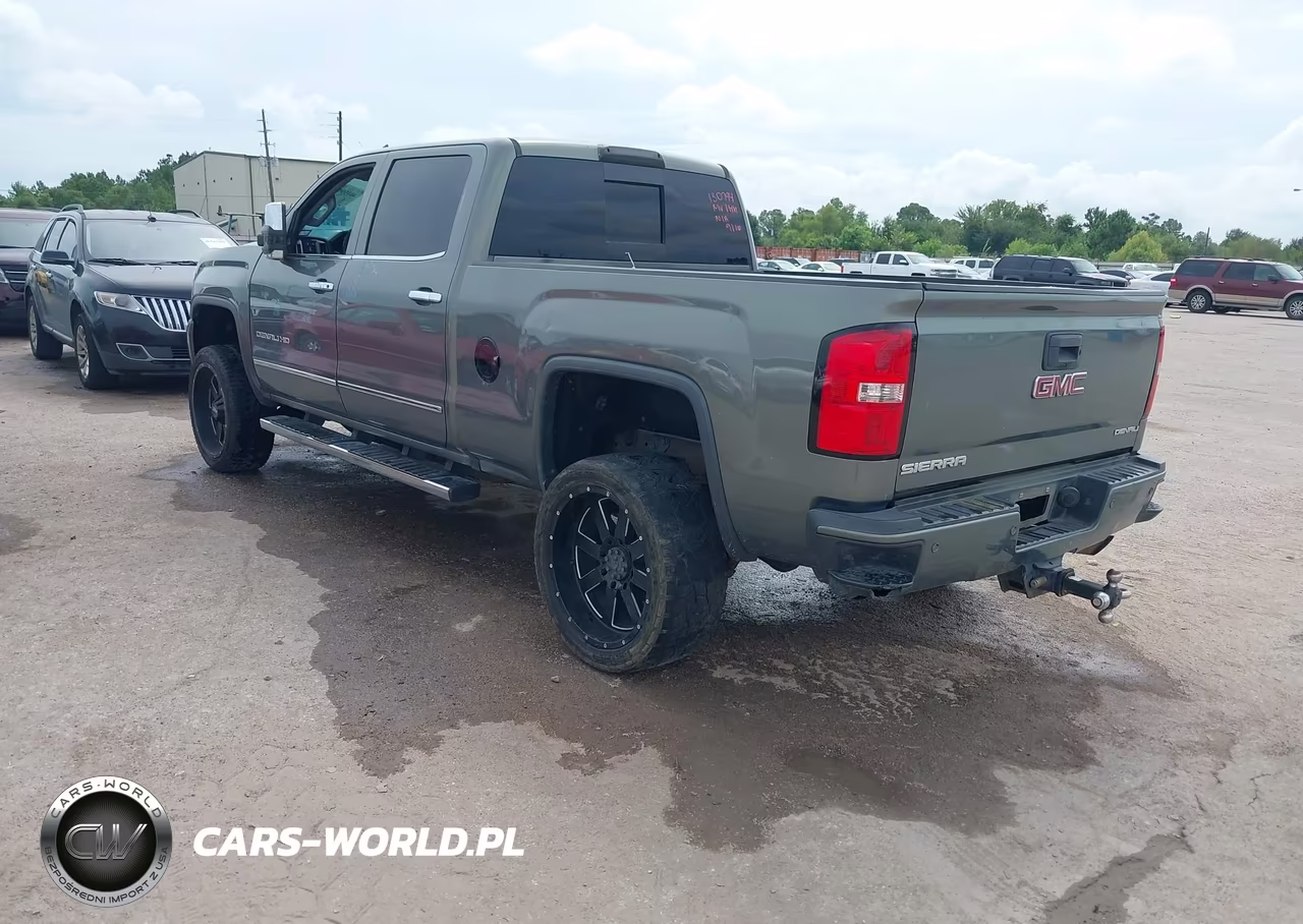 2017 GMC Sierra 2500Hd Denali VIN:1GT12UEG3HF130794 - 3