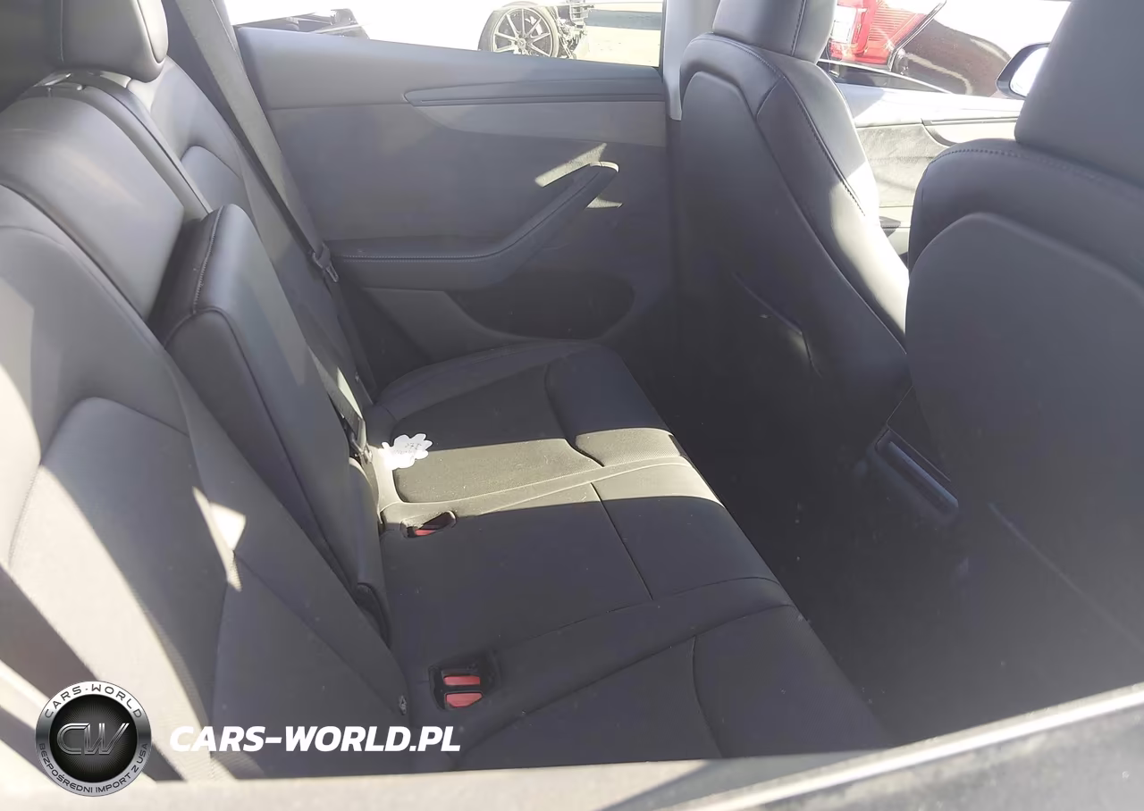 2026 Tesla Model Y All-Wheel Drive-Long Range Launch Series-Premium All-Wheel Drive VIN:7SAYGDEE2TA478193 - 8