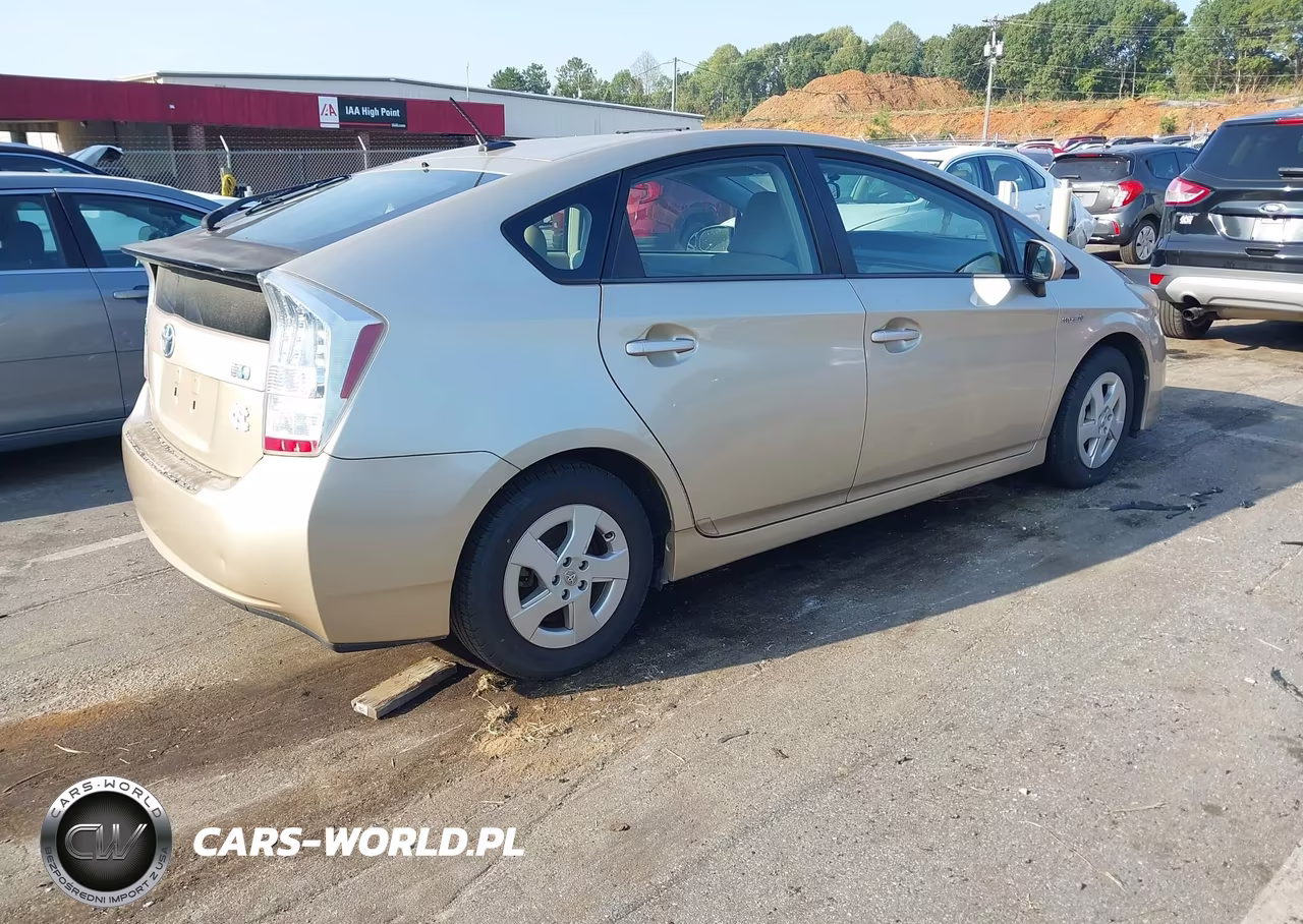 2010 Toyota Prius Ii VIN:JTDKN3DU3A1026645 - 4