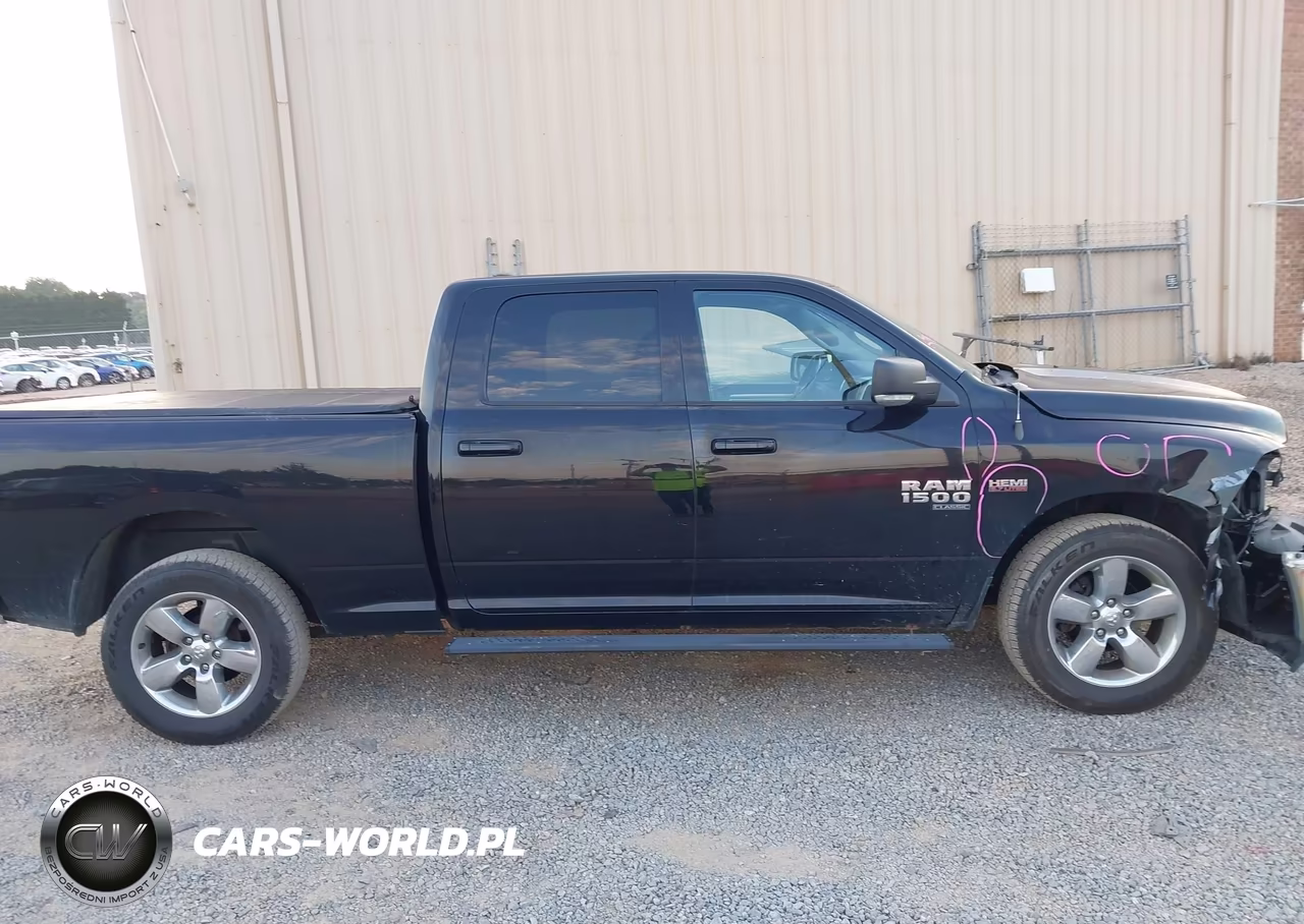 2019 Ram 1500 Classic Big Horn 4X4 6'4 Box VIN:1C6RR7TT3KS696315 - 14