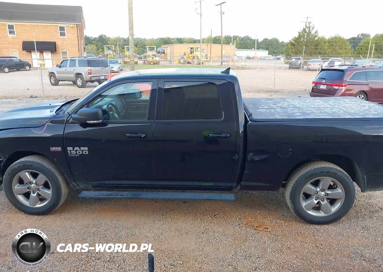 2019 Ram 1500 Classic Big Horn 4X4 6'4 Box VIN:1C6RR7TT3KS696315 - 15