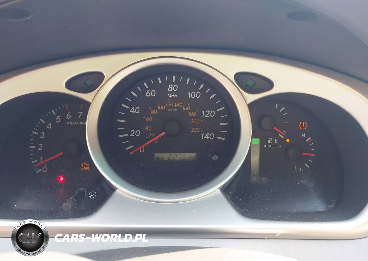 2004 Toyota Highlander V6 VIN:JTEEP21A140050282 - 7