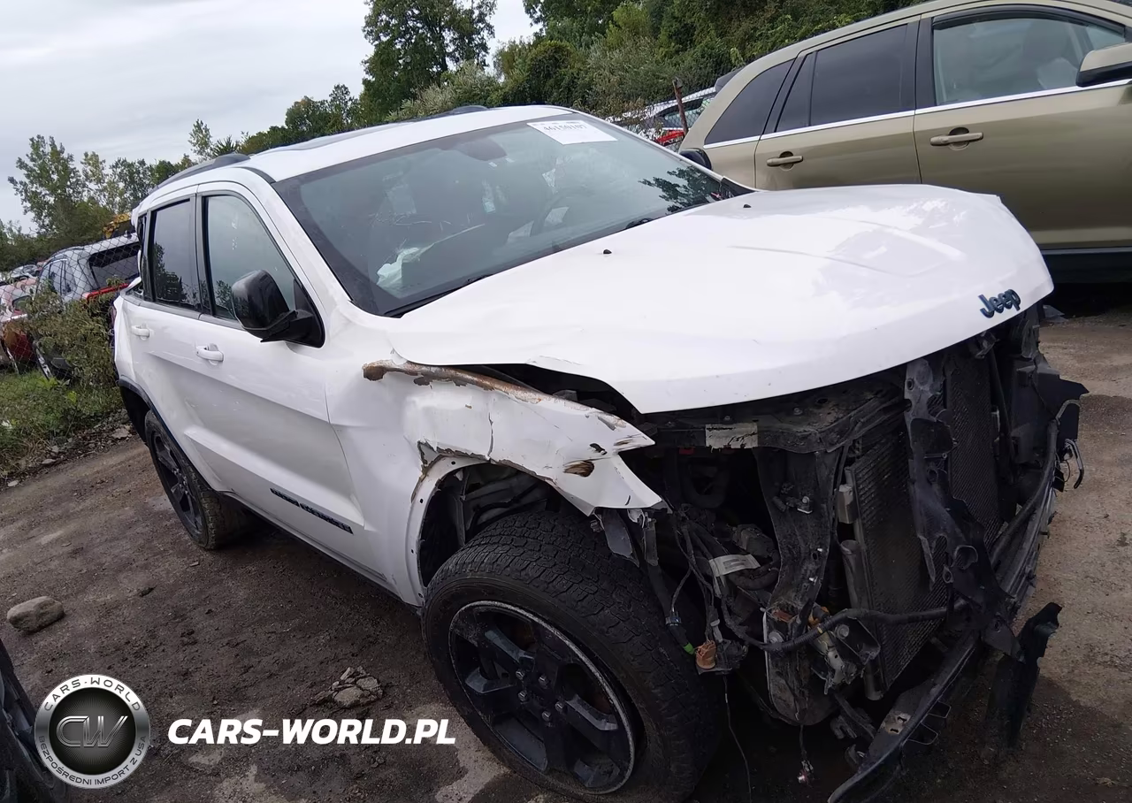 2020 Jeep Grand Cherokee Upland 4X4 – zdjęcie 1 z 16
