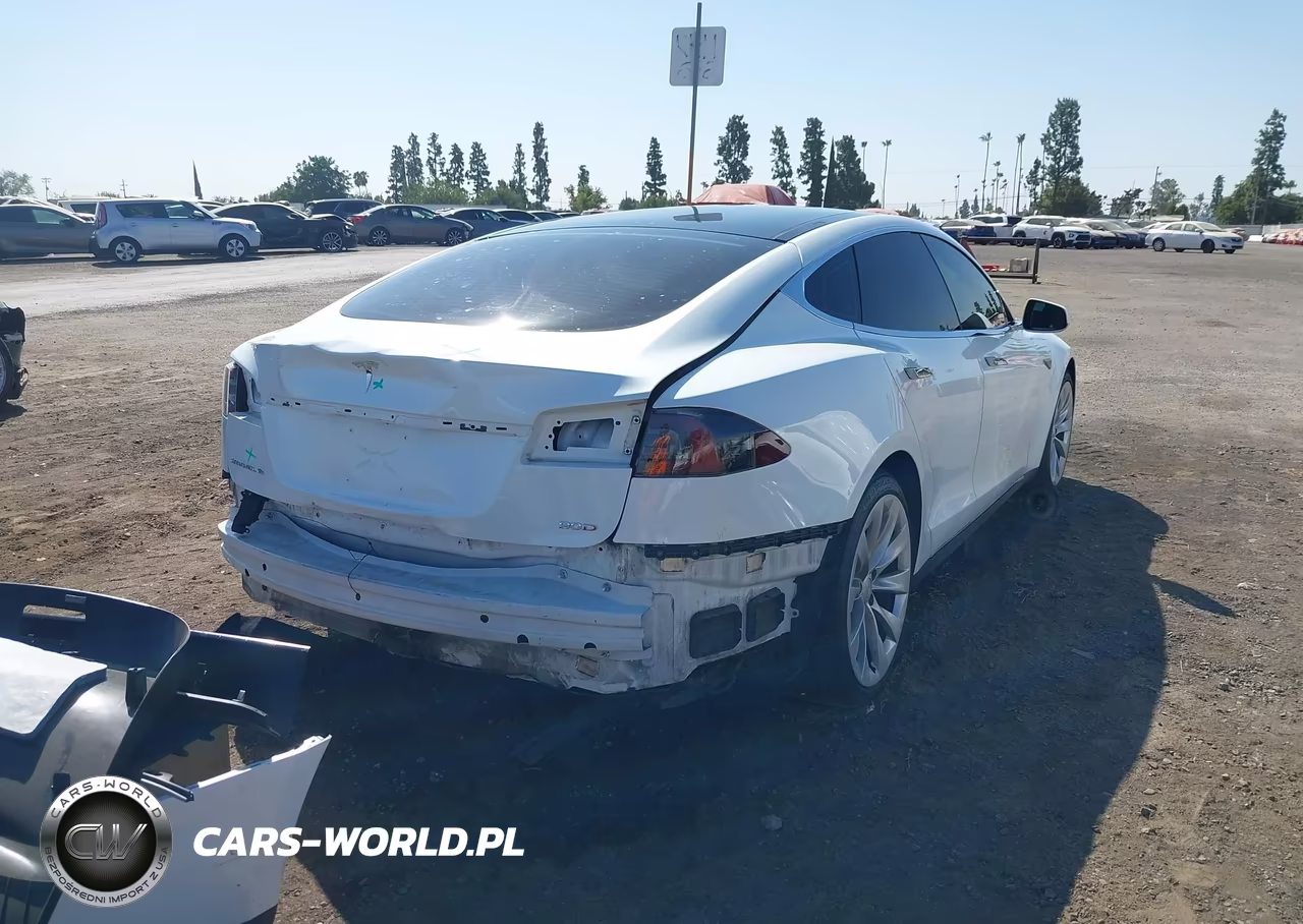 2015 Tesla Model S 70D-85D-P85D VIN:5YJSA1H27FF084555 - 4
