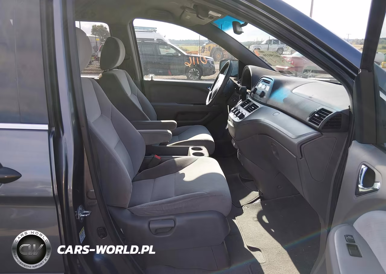 2010 Honda Odyssey Lx VIN:5FNRL3H20AB095328 - 5