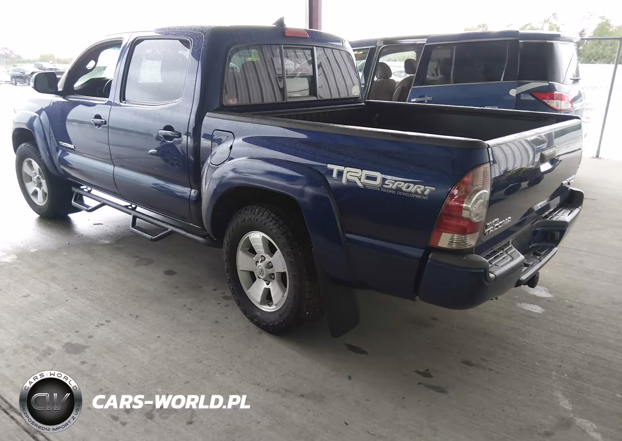 2015 Toyota Tacoma Prerunner V6 VIN:3TMJU4GN0FM181494 - 3