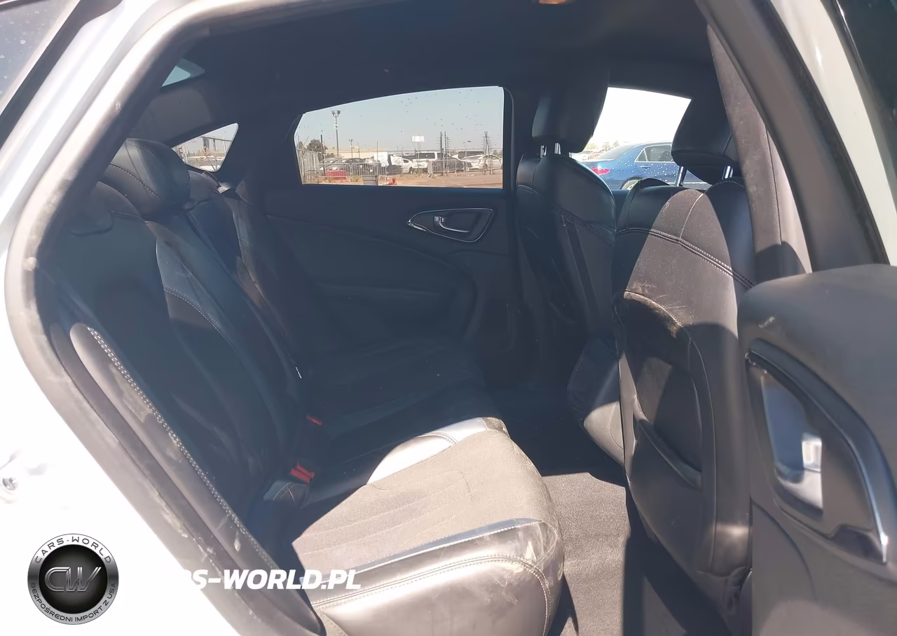 2015 Chrysler 200 S VIN:1C3CCCBB1FN680348 - 8