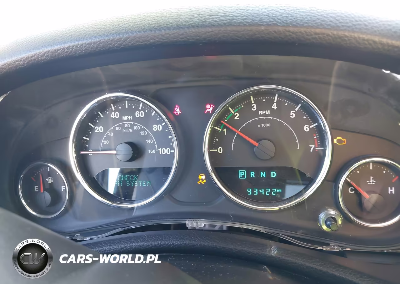 2017 Jeep Wrangler Unlimited Sport 4X4 VIN:1C4HJWDG4HL572127 - 7