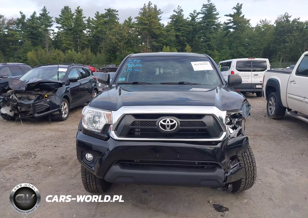 2015 Toyota Tacoma Base V6 VIN:5TFLU4EN1FX119561 - 13