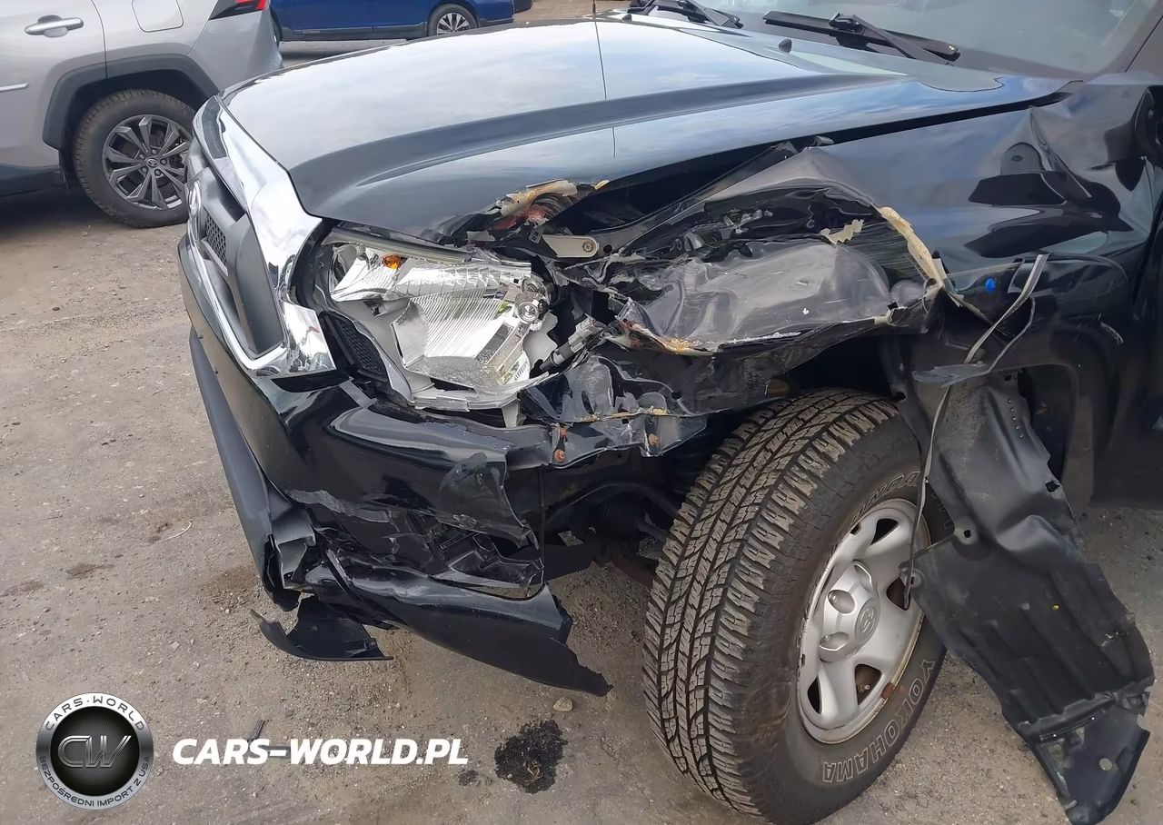 2015 Toyota Tacoma Base V6 VIN:5TFLU4EN1FX119561 - 6