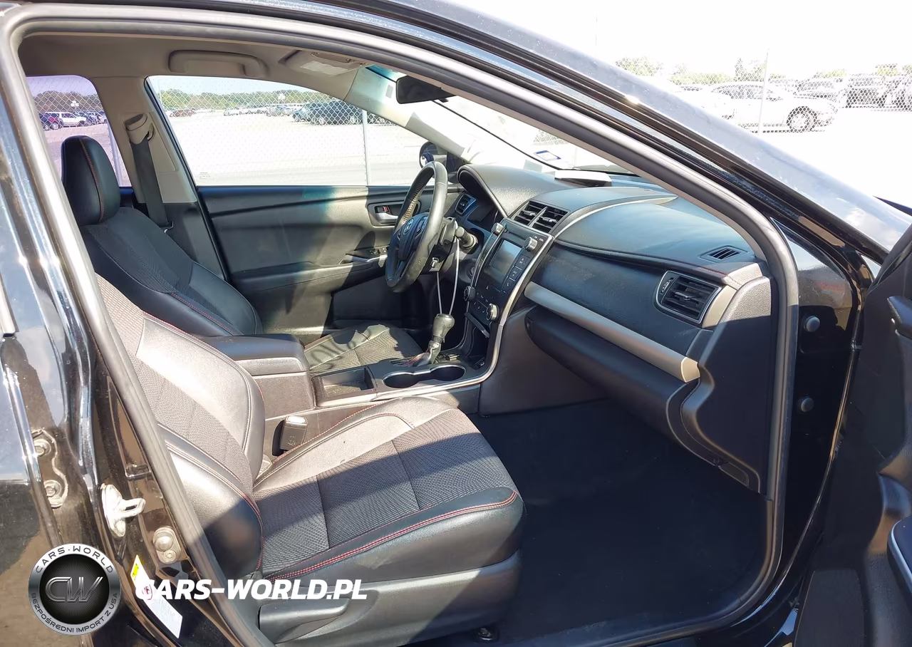 2016 Toyota Camry Se VIN:4T1BF1FK6GU164664 - 5