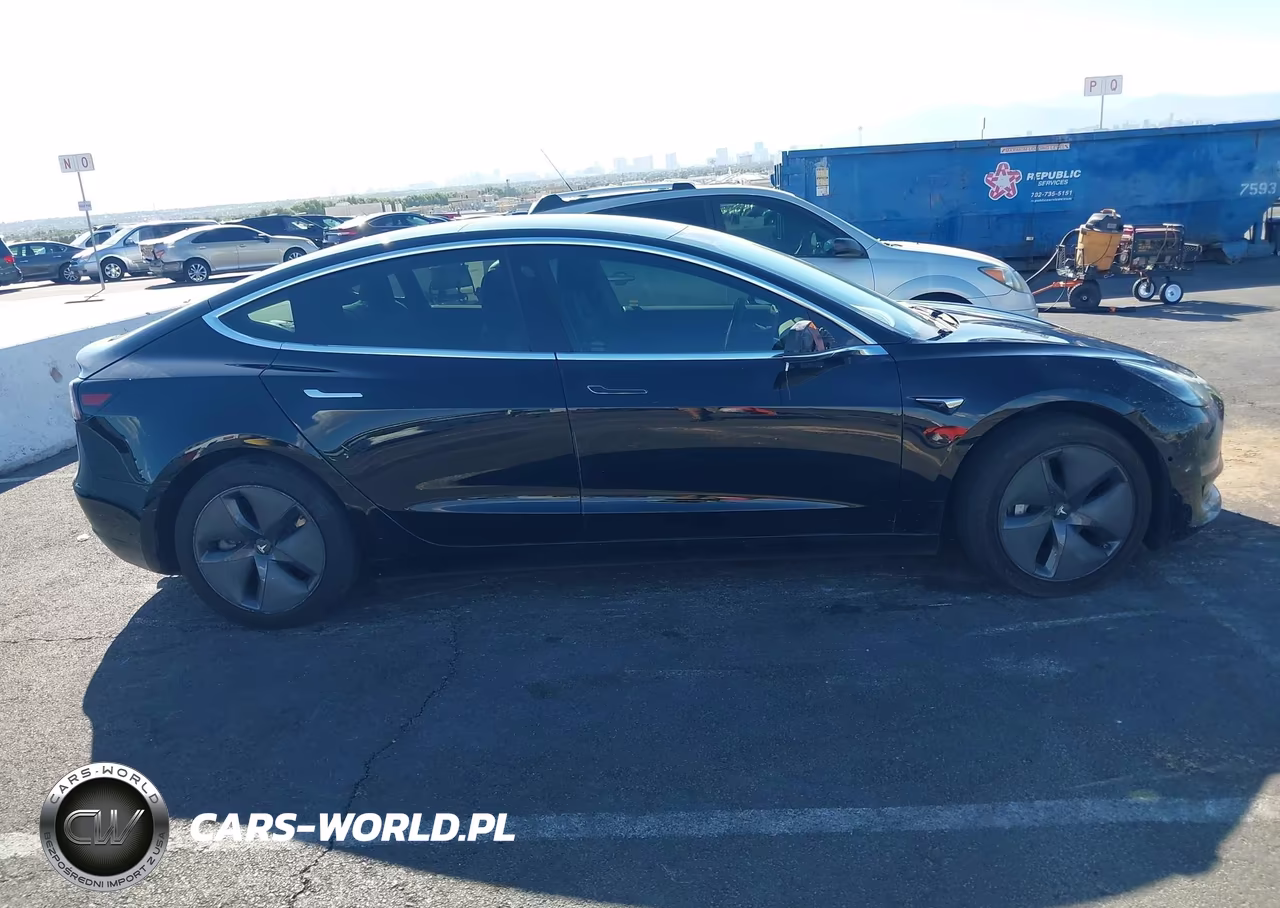 2018 Tesla Model 3 Long Range-Mid Range VIN:5YJ3E1EA8JF078468 - 13