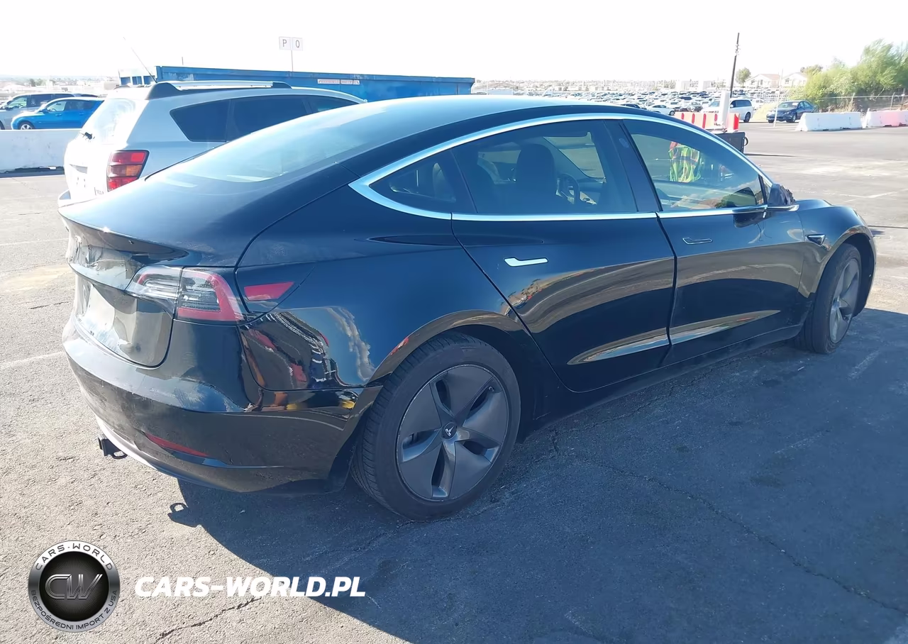 2018 Tesla Model 3 Long Range-Mid Range VIN:5YJ3E1EA8JF078468 - 4
