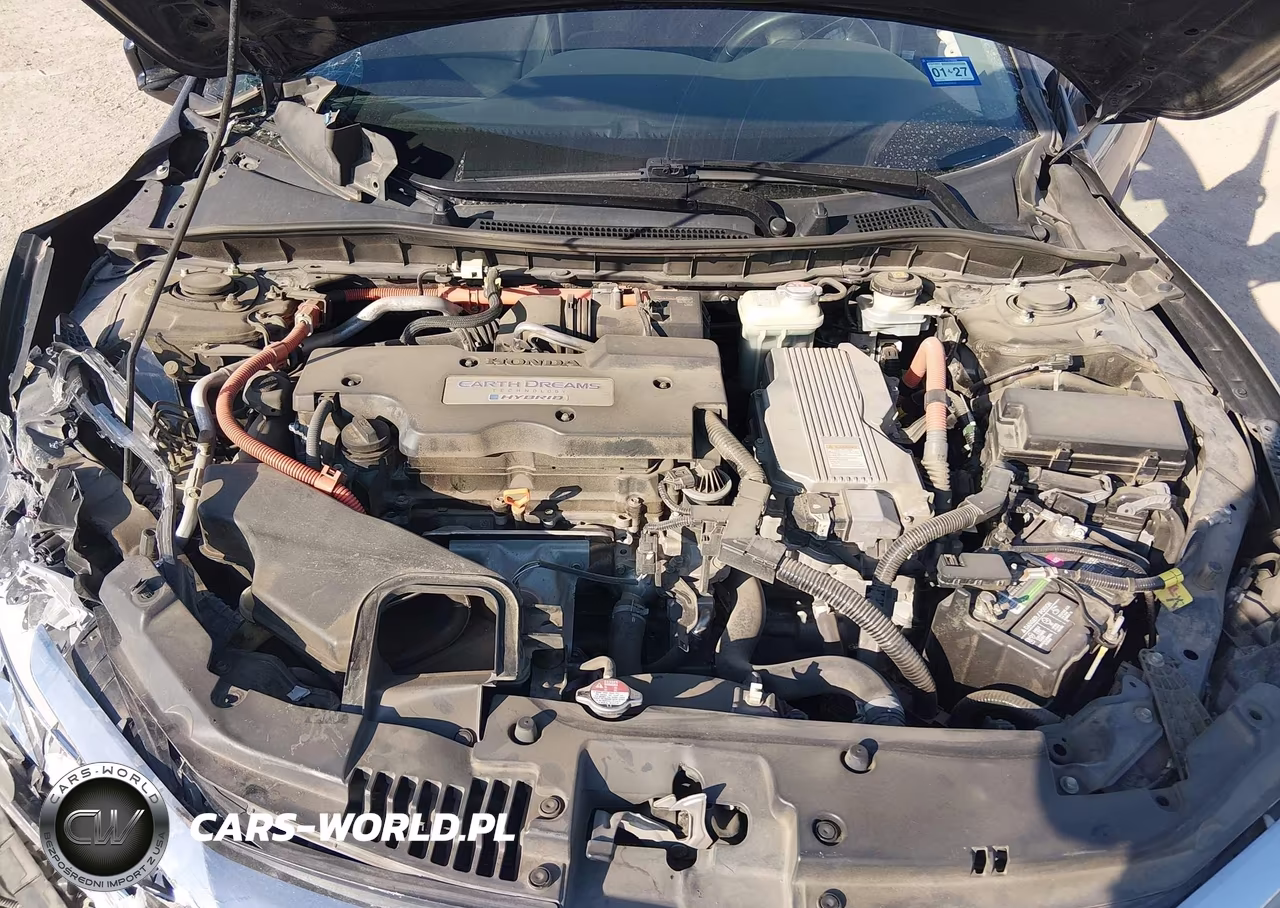 2017 Honda Accord Hybrid Touring VIN:JHMCR6F75HC025804 - 10