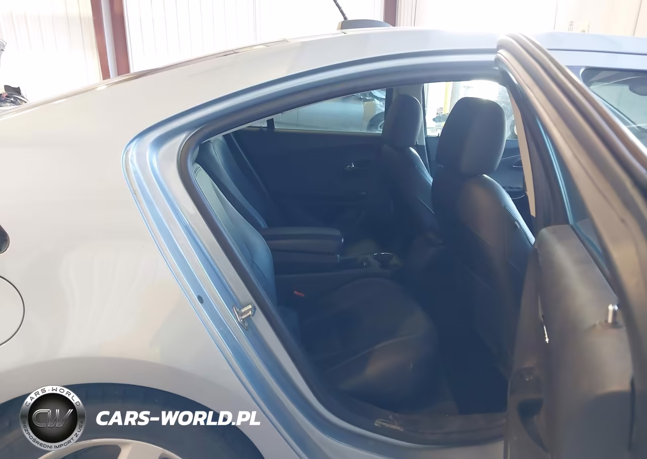 2015 Chevrolet Volt VIN:1G1RB6E47FU109694 - 8