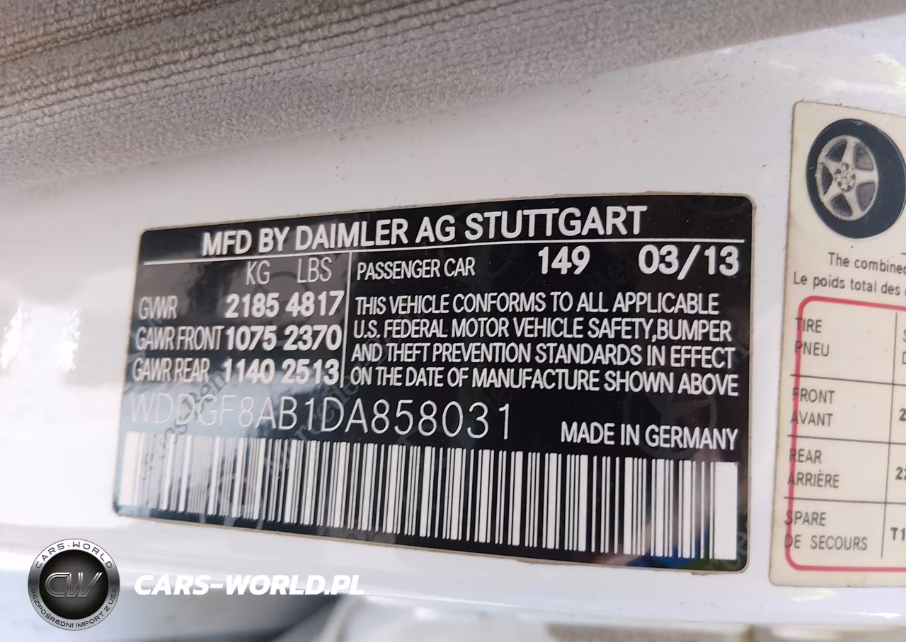2013 Mercedes-Benz C 300 Luxury 4Matic VIN:WDDGF8AB1DA858031 - 9