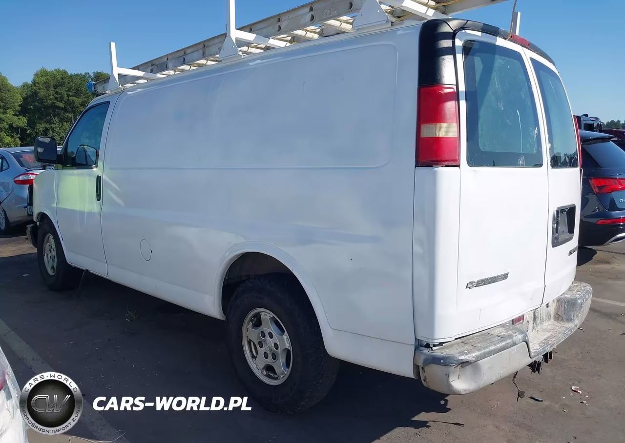2003 Chevrolet Express VIN:1GCFG15X131195820 - 3