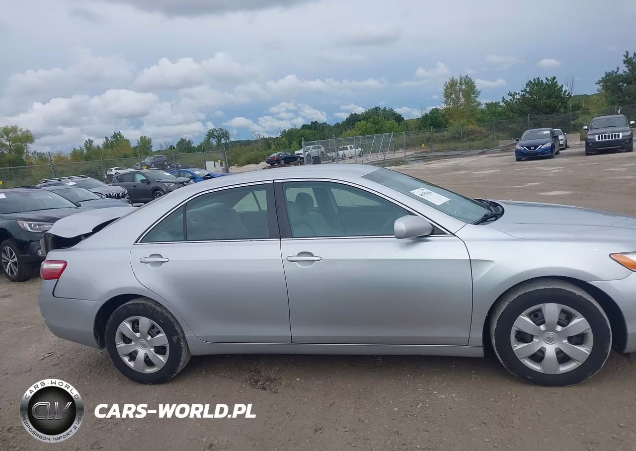 2007 Toyota Camry Le VIN:4T1BE46K77U070233 - 13