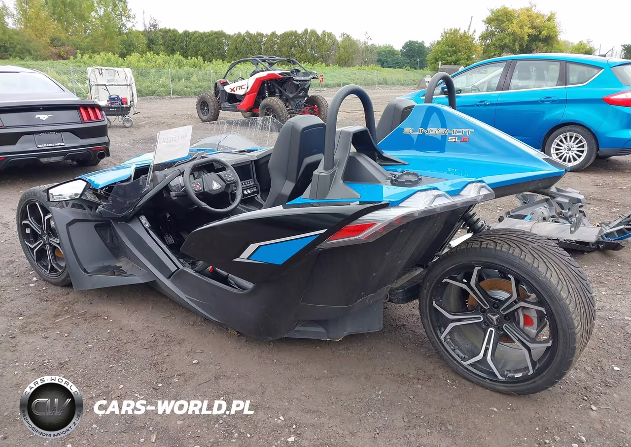 2026 Polaris Slingshot Slr VIN:57XAAFHB7T8169794 - 3