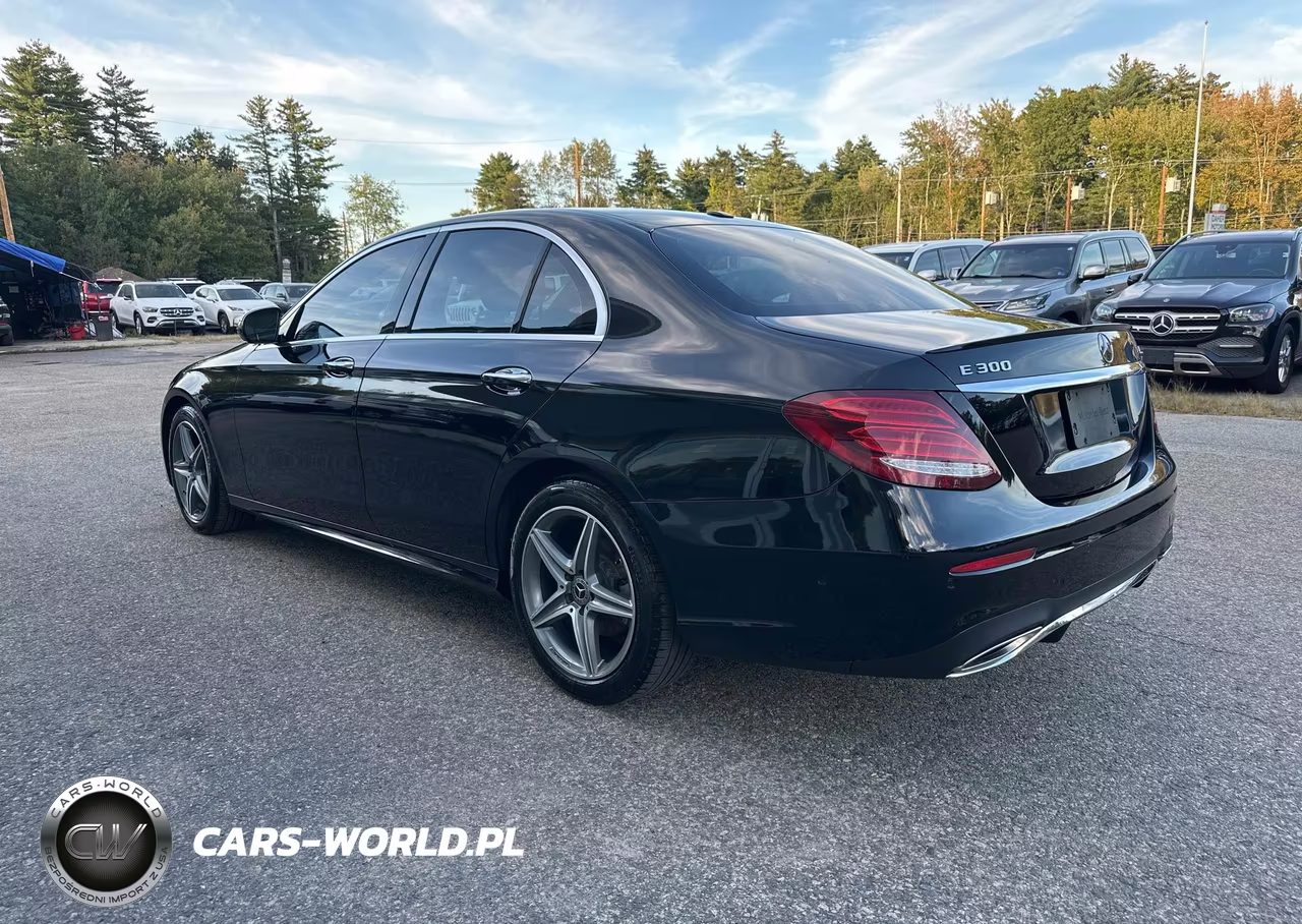 2018 Mercedes-Benz E 300 4Matic VIN:WDDZF4KB1JA320327 - 3