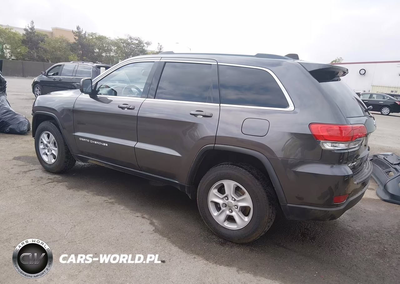2015 Jeep Grand Cherokee Laredo VIN:1C4RJFAG5FC602225 - 3