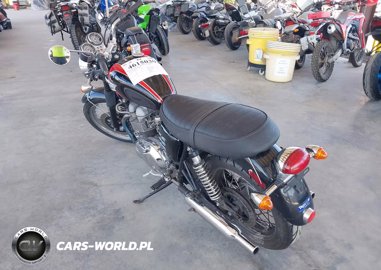 2006 Triumph Motorcycle T100 Bonneville VIN:SMT910K166J268971 - 3