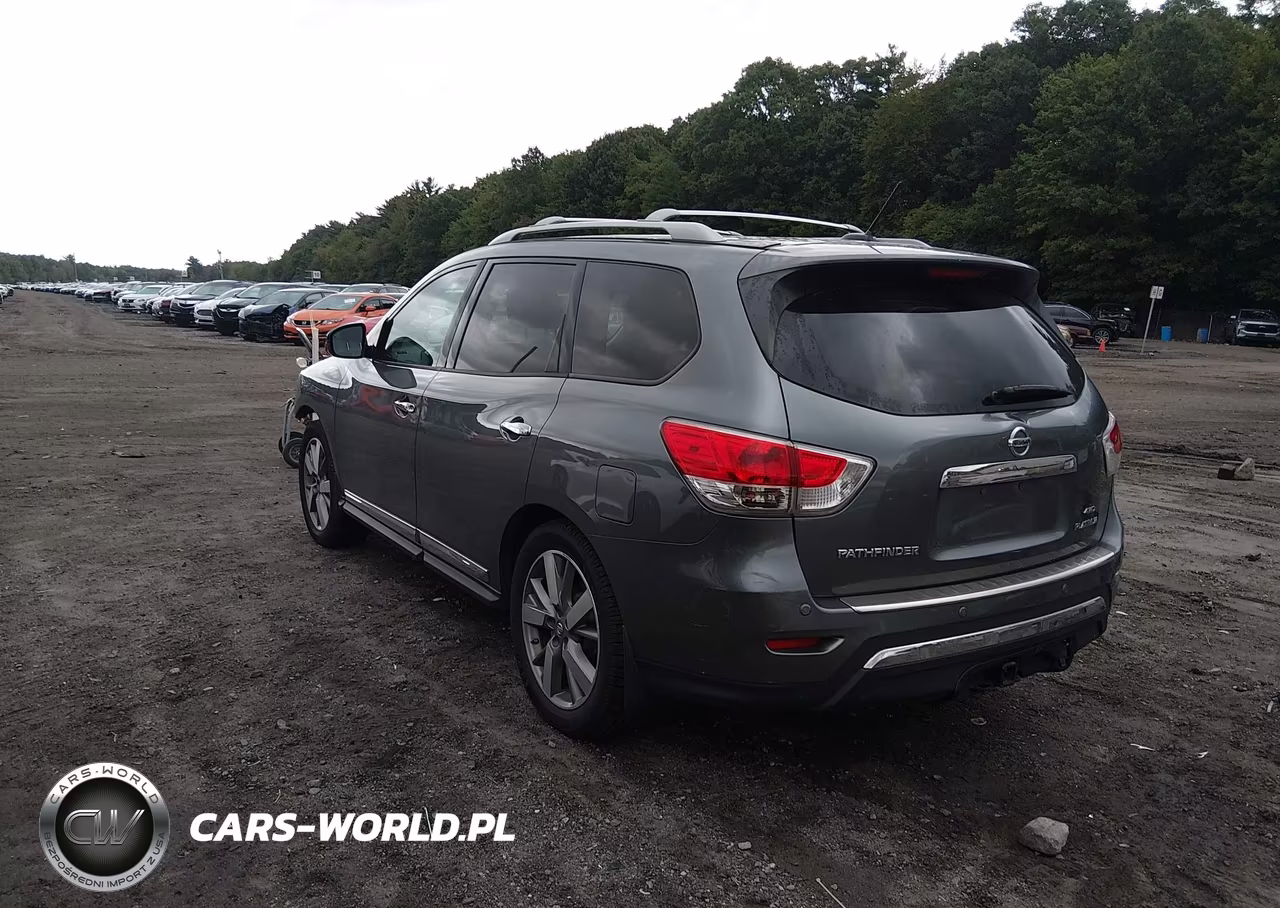 2015 Nissan Pathfinder Platinum VIN:5N1AR2MM1FC665916 - 3