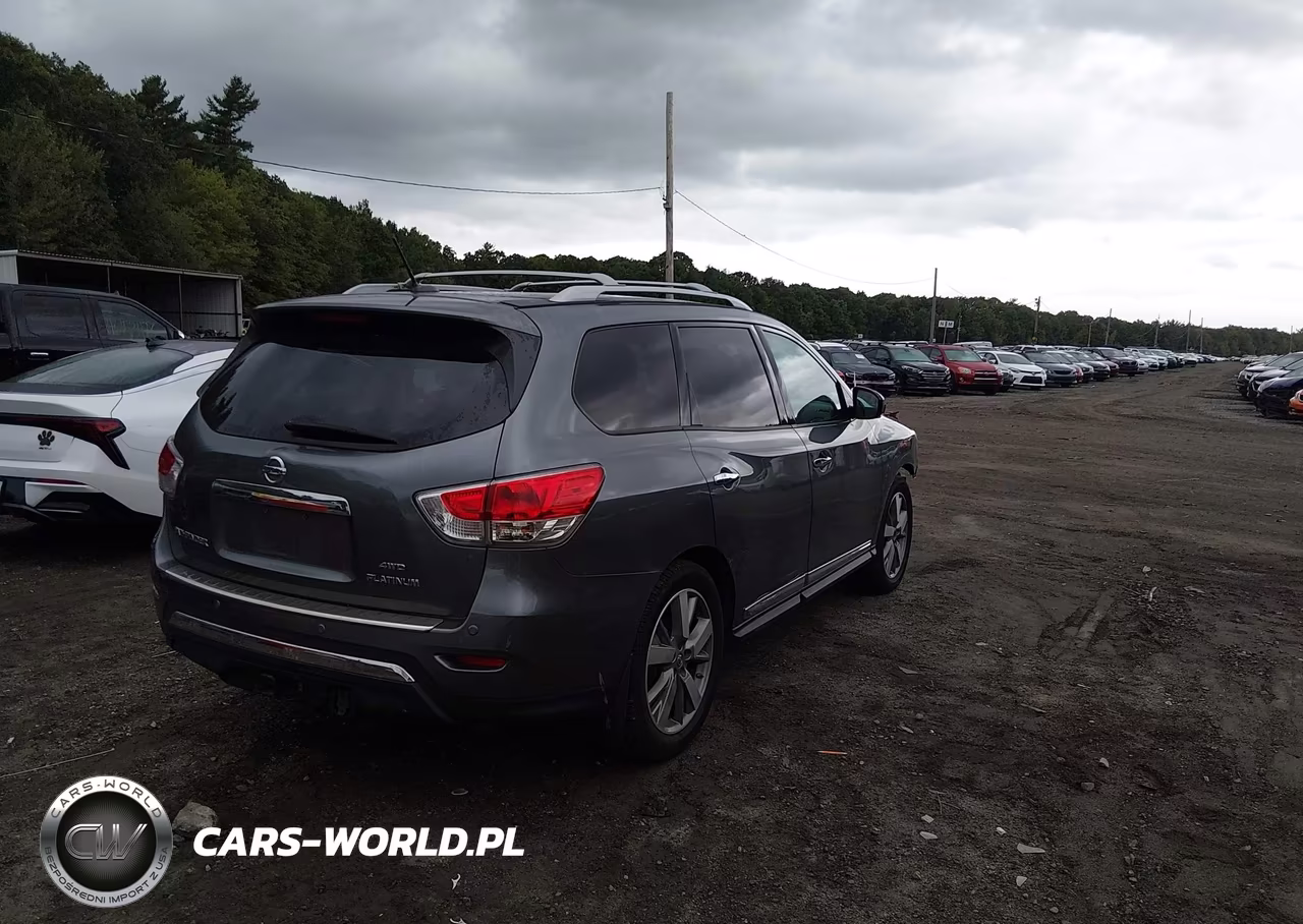 2015 Nissan Pathfinder Platinum VIN:5N1AR2MM1FC665916 - 4