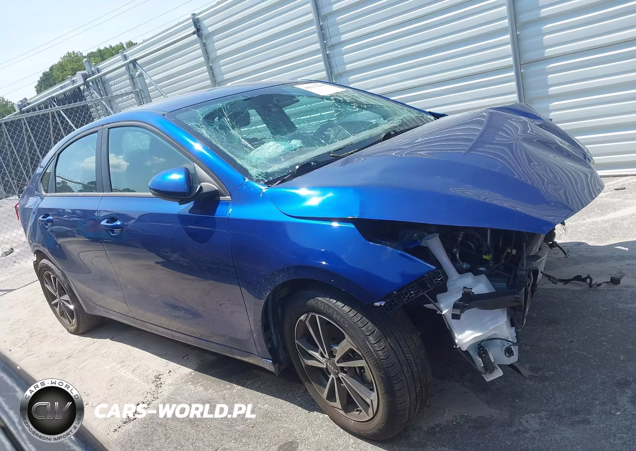 2024 Kia Forte Lxs VIN:3KPF24AD2RE805984 - 12