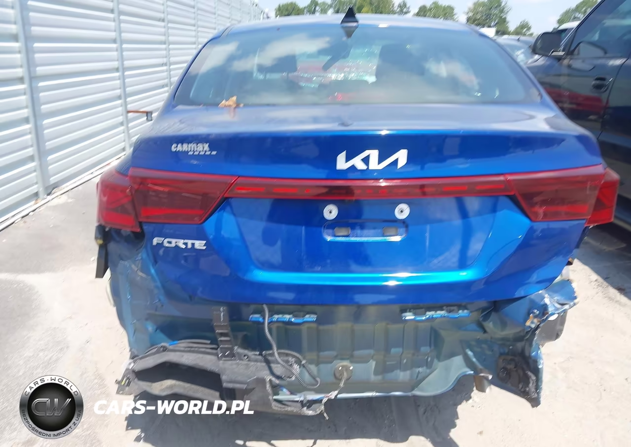 2024 Kia Forte Lxs VIN:3KPF24AD2RE805984 - 15